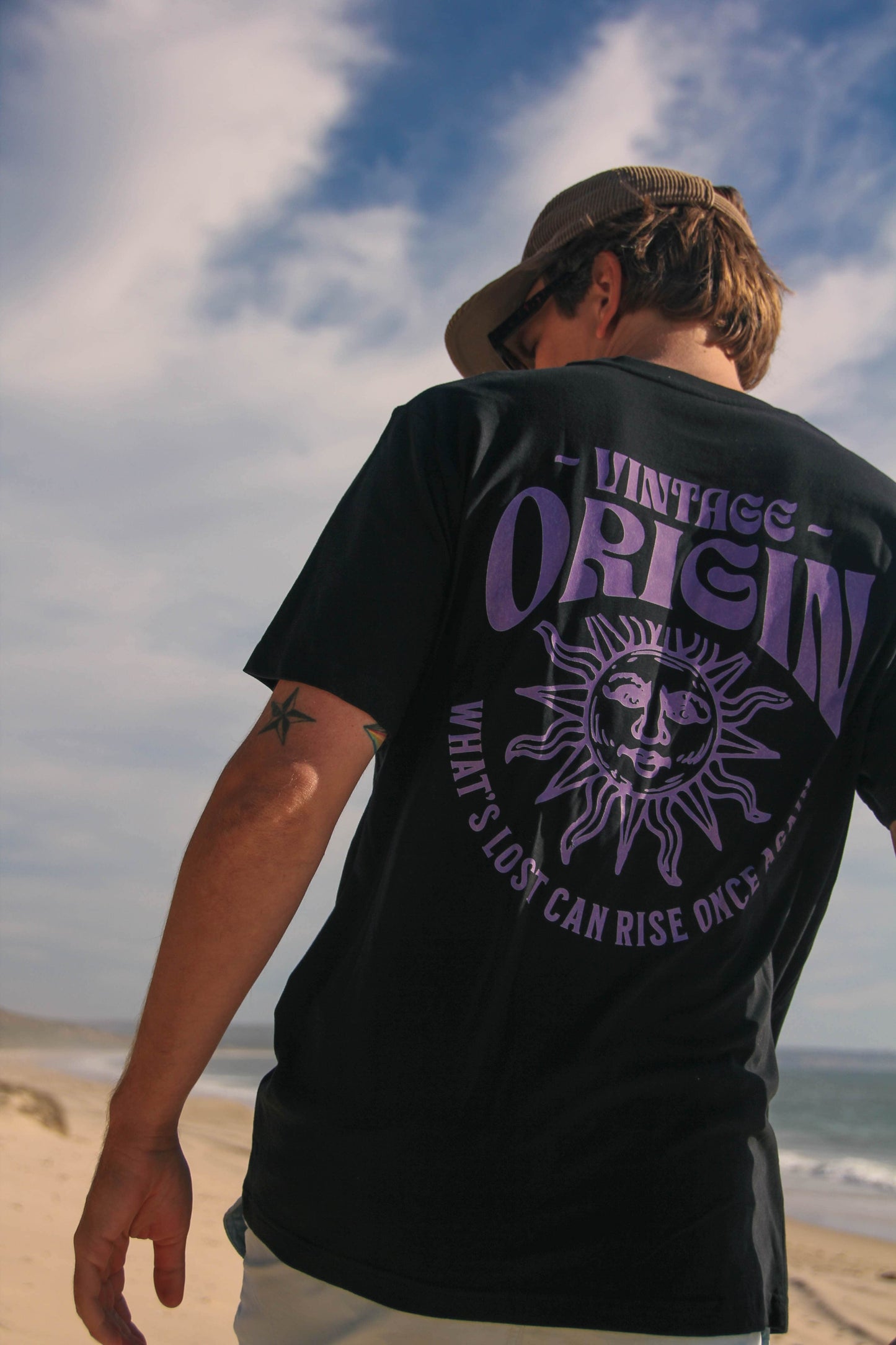 BLACK "VINTAGE" ORGANIC TEE