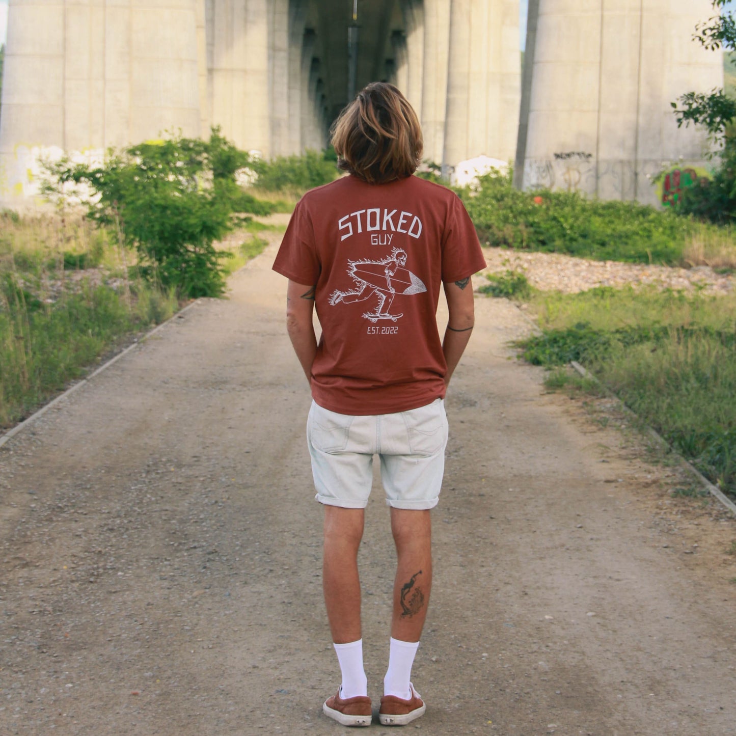 HERITAGE BROWN "STOKED GUY ORIGINAL" ORGANIC TEE