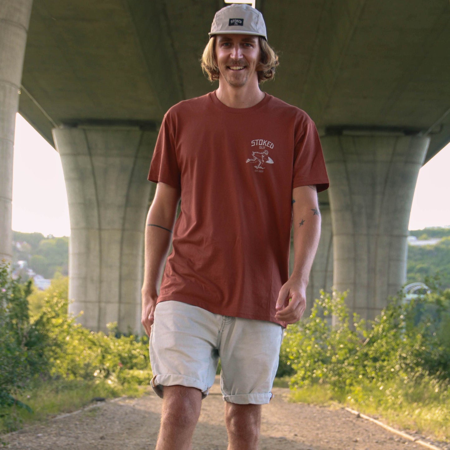 HERITAGE BROWN "STOKED GUY ORIGINAL" ORGANIC TEE