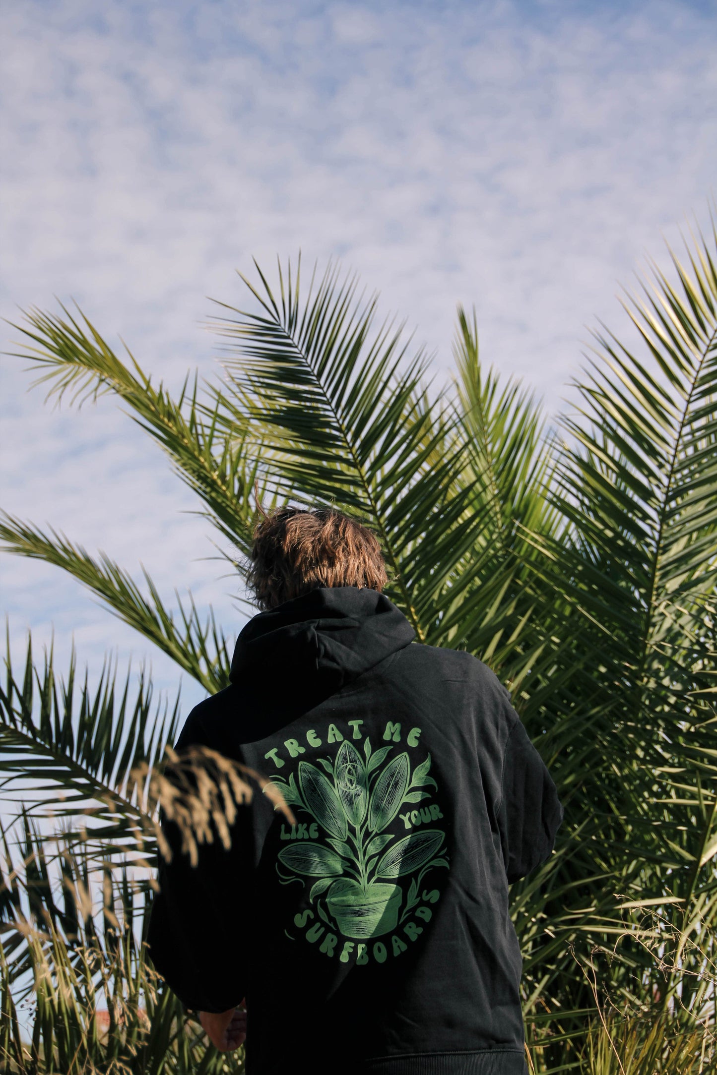 BLACK "SURF PLANT" ORGANIC HOODIE