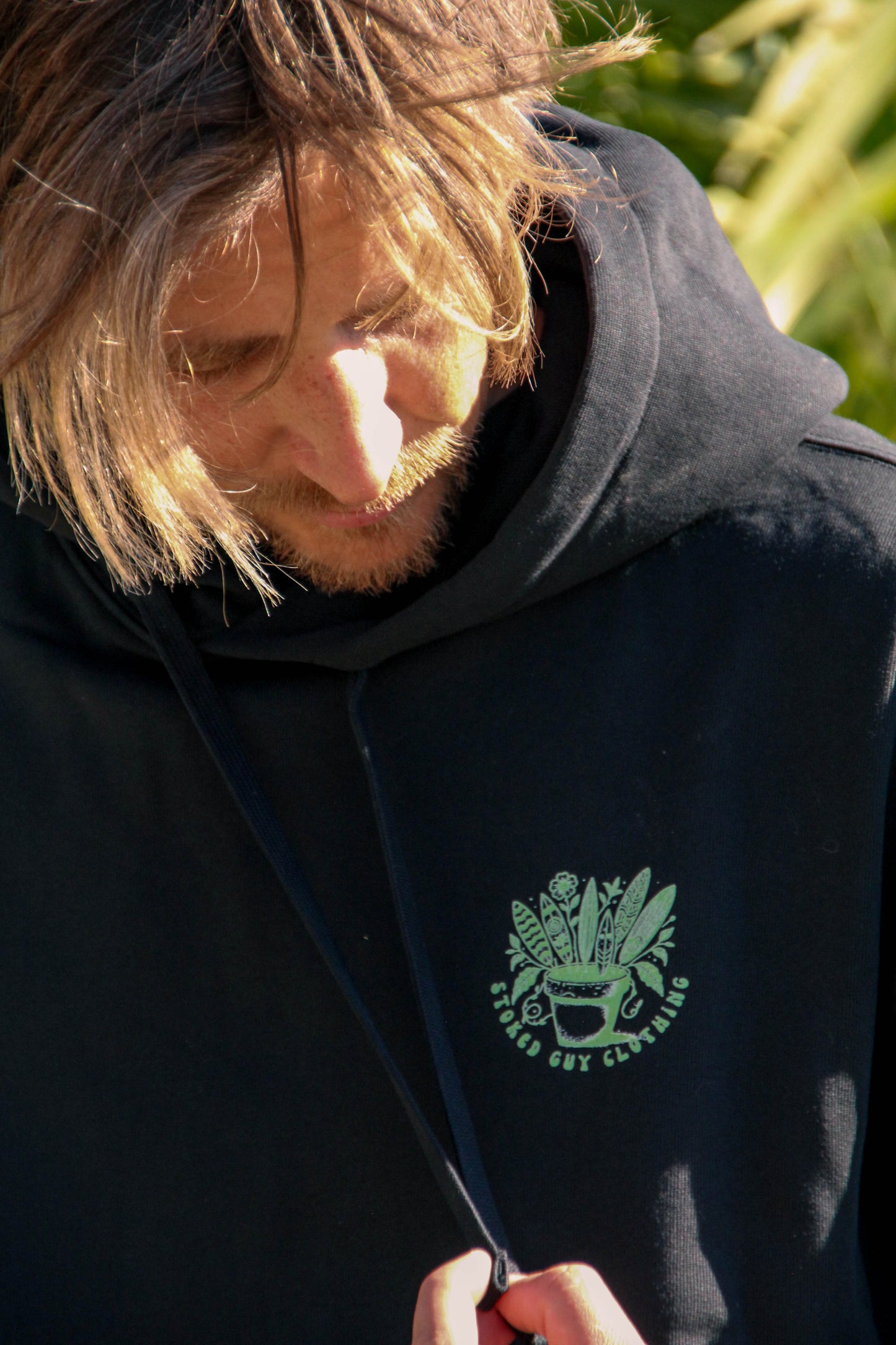 BLACK "SURF PLANT" ORGANIC HOODIE