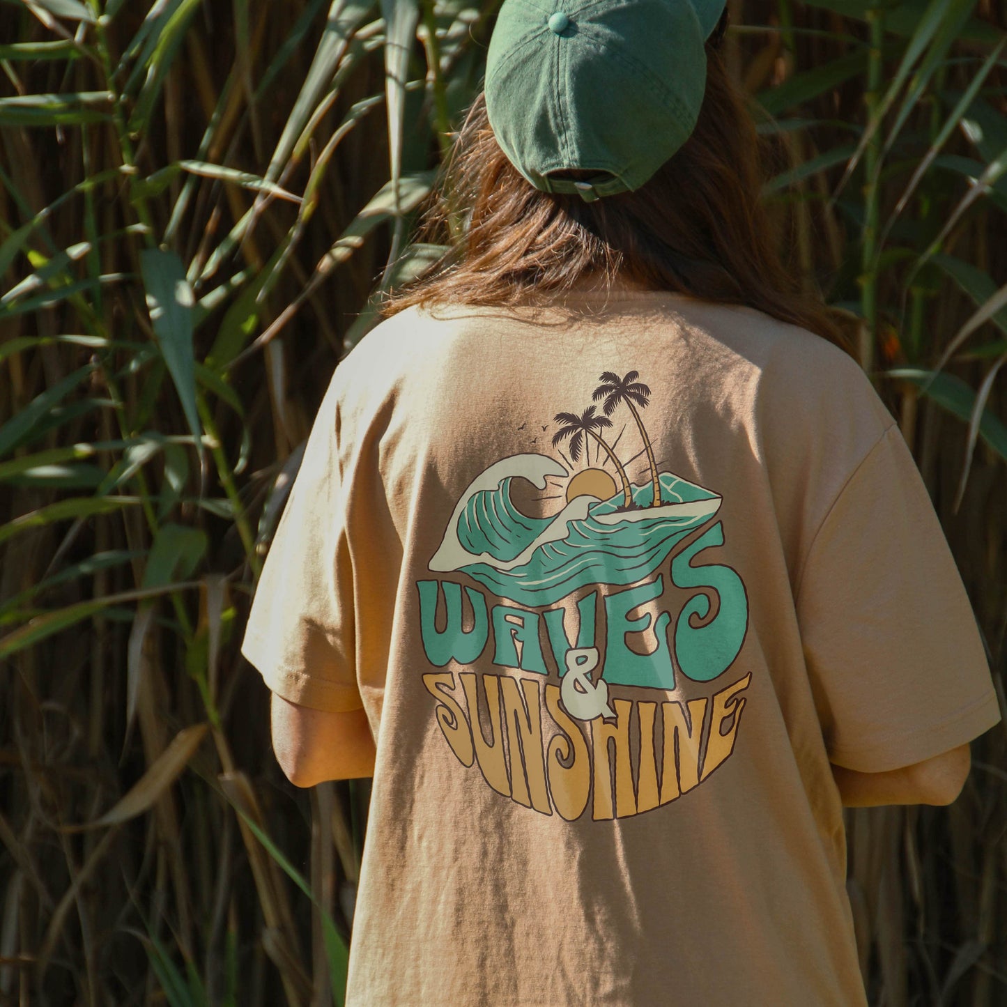 LATTE "WAVES & SUNSHINE" ORGANIC TEE